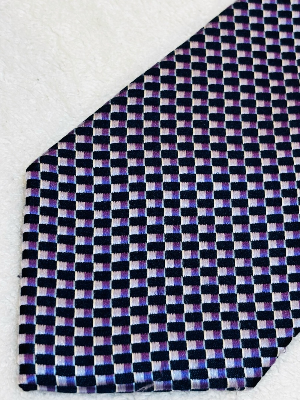 Brand New Vintage Izod Tie
